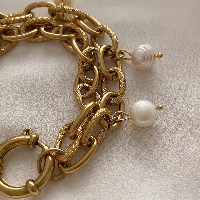 دستبند Golden
