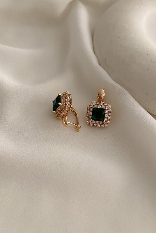 گوشواره زمرد