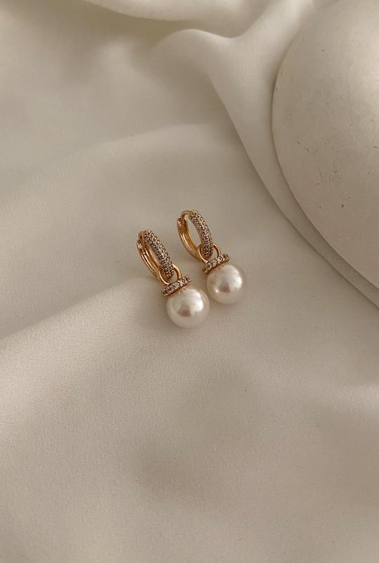 گوشواره مروارید تاج