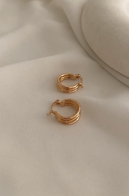 گوشواره تری لاین