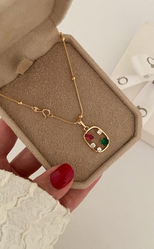 گردنبند سنگ رنگی سبز و سرخابی