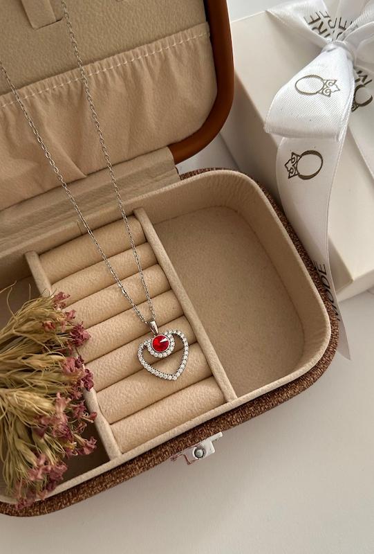 گردنبند قلب یاقوت با سنگ سواروسکی