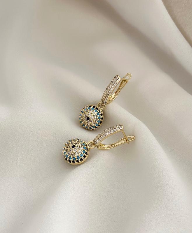 گوشواره چشم آبی