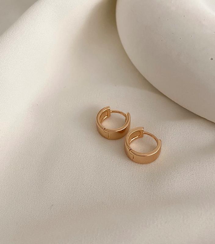 گوشواره حلقه ای کوچک