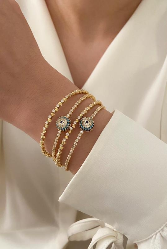 بنگل blue eye