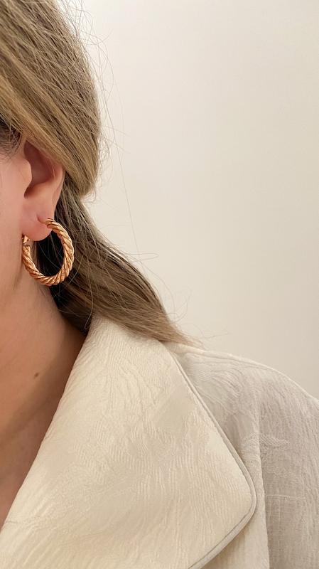گوشواره حلقه ای تابی