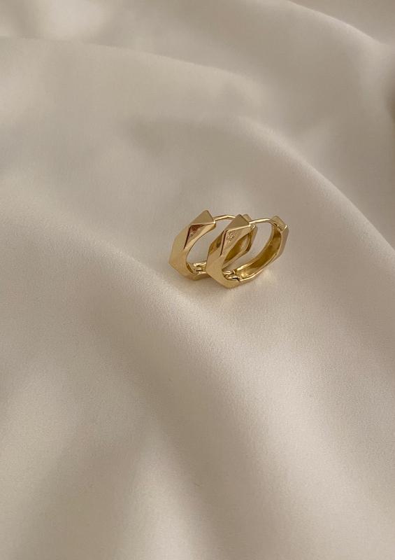 گوشواره مینیمال چندوجهی 