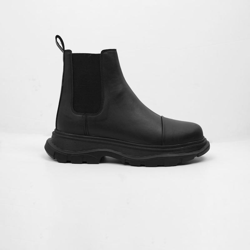 بوت مردانه چرم چلسی لژ دار کد 300202