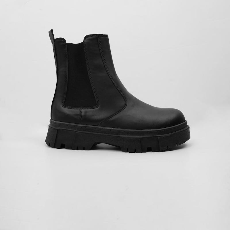 بوت مردانه چرم چلسی ساده کد 300203