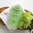 ژل شستشو صورت شاداب کننده و طراوت بخش سیمپل Simple Kind To Skin Refreshing Facial Wash