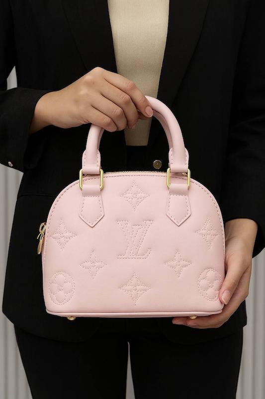 کیف دستی زنانه گنبدی طرح مونگرام مدل LVT-101 