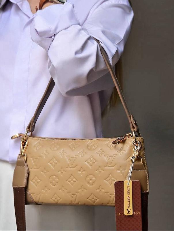 کیف شانه‌ای کرم مونوگرام – مدل -202LV