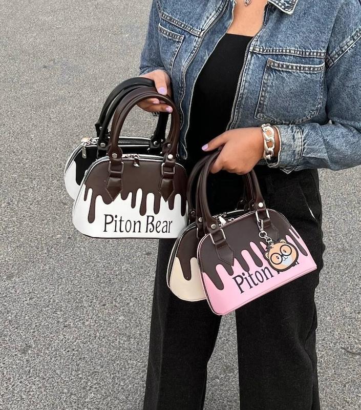 کیف دستی دوشی شکلاتی پیتون بِر Be00