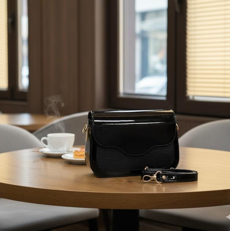 کیف دستی زنانه ورنی ver90