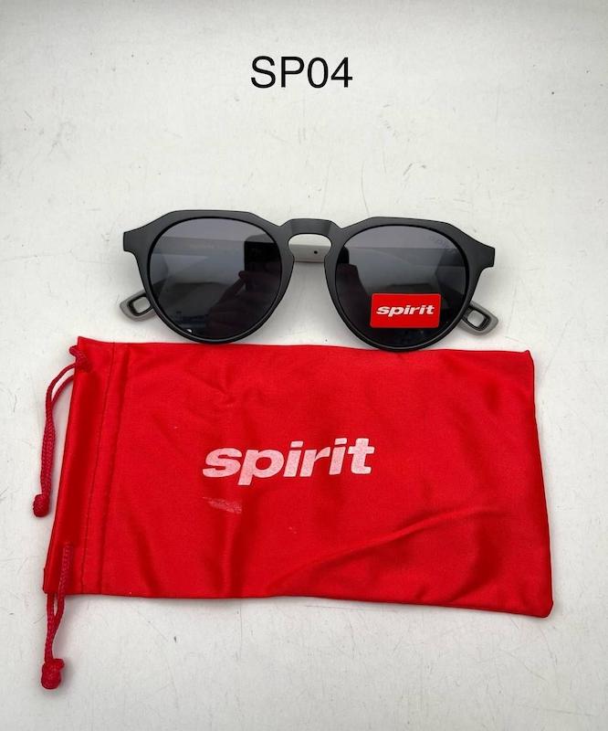عینک اسپریت کد sp04با جعبه و کاور و دستمال تمیز کننده  polarized - Uv400