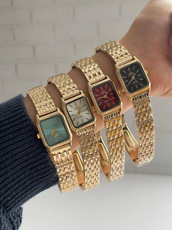 ساعت الگانس زنانه کلاسیک بند استیل و طلایی