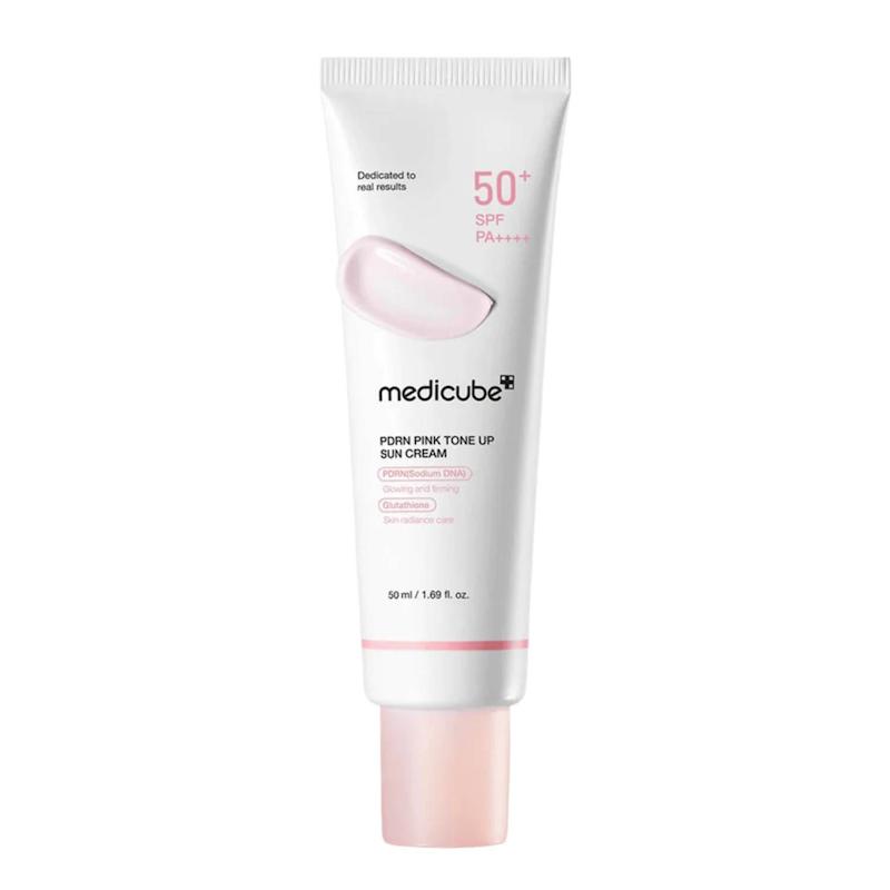 کرم ضد آفتاب روشن‌کننده PDRN مدیکیوب حجم 50 میلی‌لیتر Medicube PDRN Pink Tone Up Sun Cream SPF50+ PA++++ | 50ml