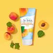 اسکراب صورت ضدجوش سنت ایوز مدل Apricot Acne Control حجم ۱۷۰ میلی‌لیتر
