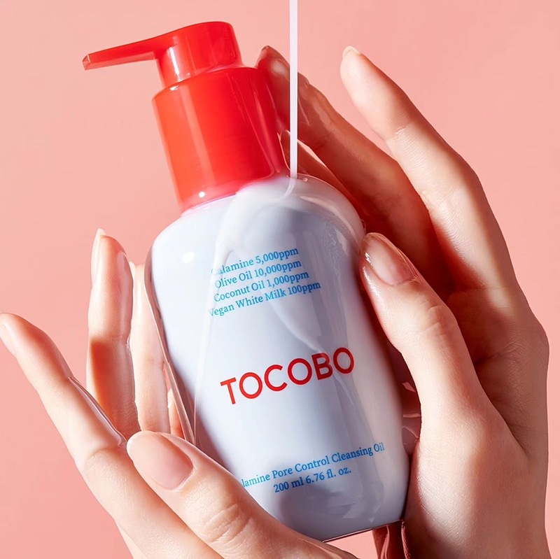 شوینده روغنی کنترل کننده منافذ توکوبو  TOCOBO Cleansing Oil