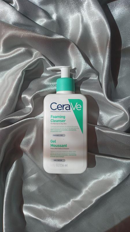 CeraVe Foaming Cleanser – ژل شستشو فوم‌کننده صورت سراوی، (مناسب پوست چرب تا نرمال)
