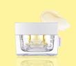   کرم ویتامین گلوتاتیون نامبوزین شماره 5  (Numbuzin No.5 Vitamin Glutathione Dark Spot Laser Cream)