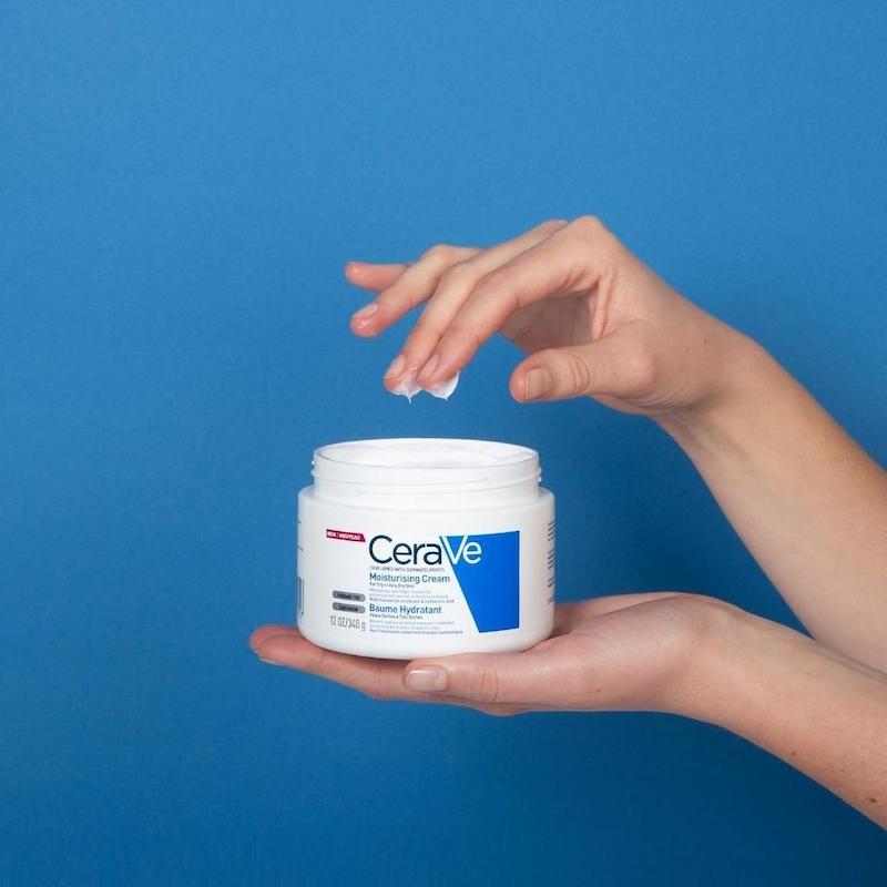 کرم مرطوب‌کننده سراوی مدل Moisturising CERAVE Cream  مخصوص پوست خشک