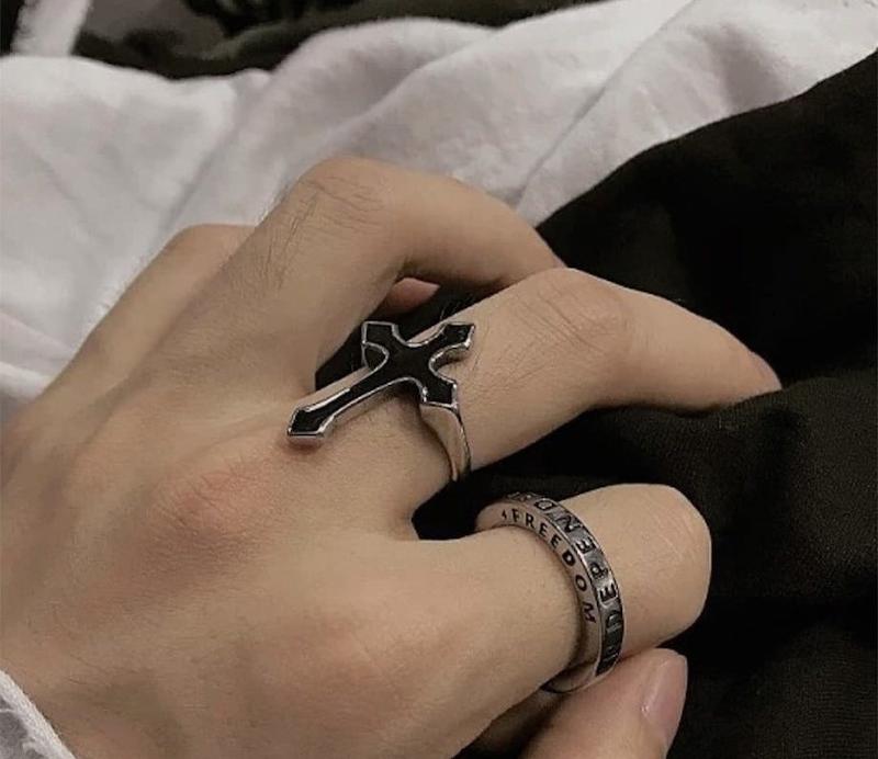 انگشتر صلیب