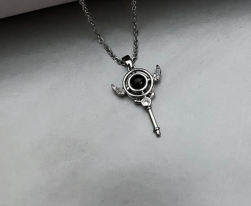 فرشته صدزبان