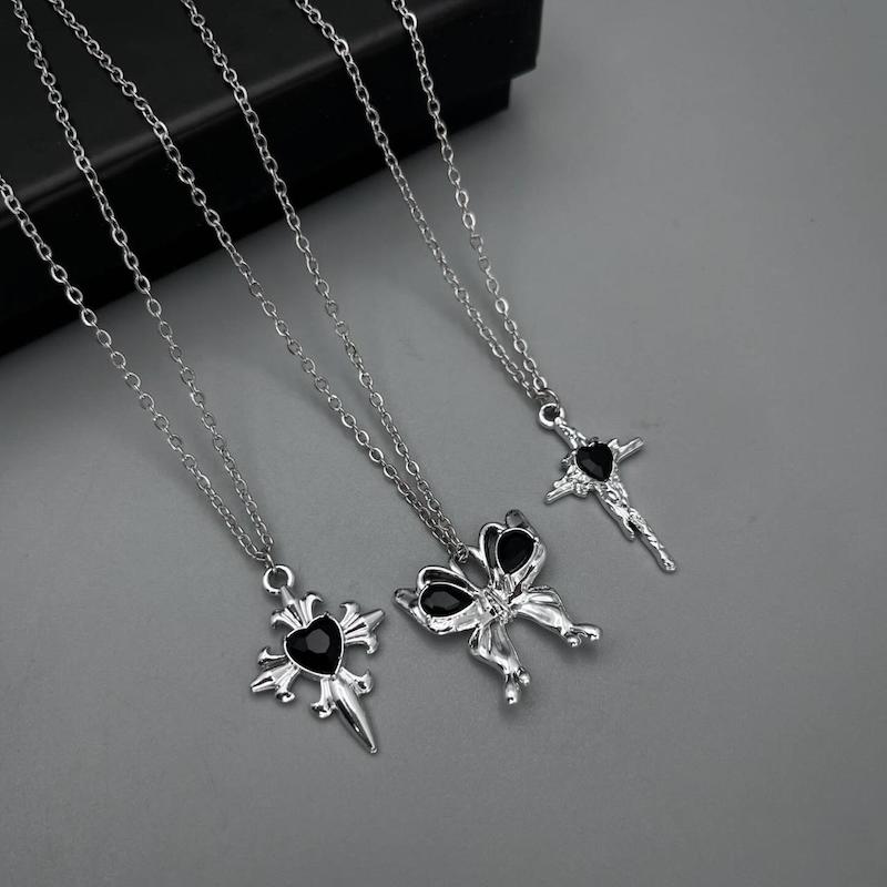 کالکشن گردنبند پینترسی مشکی