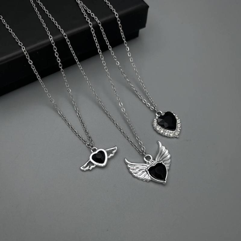 کالکشن گردنبند پینترسی مشکی 