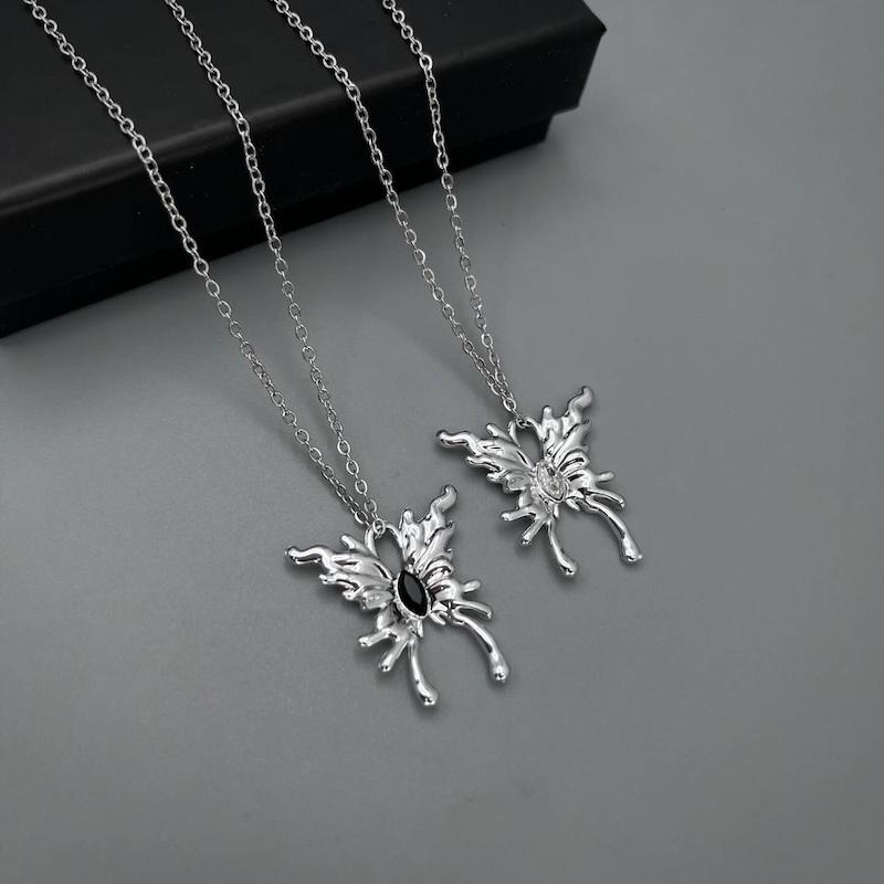 کالکشن گردنبند پینترسی مشکی 