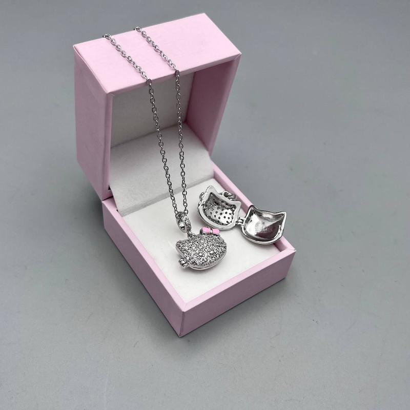 گردنبند لاکت کیتی سوارسکی 