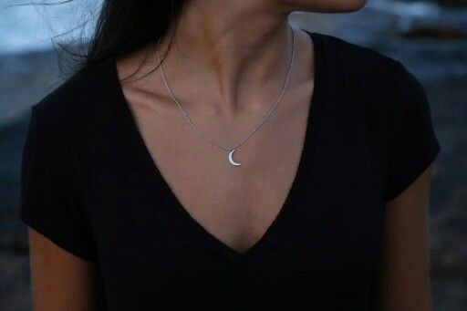 گردنبند ماه🌙