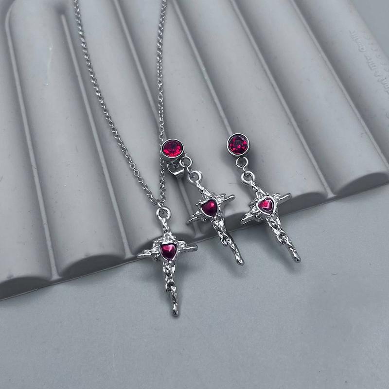 ست گوشواره وگردنبند 