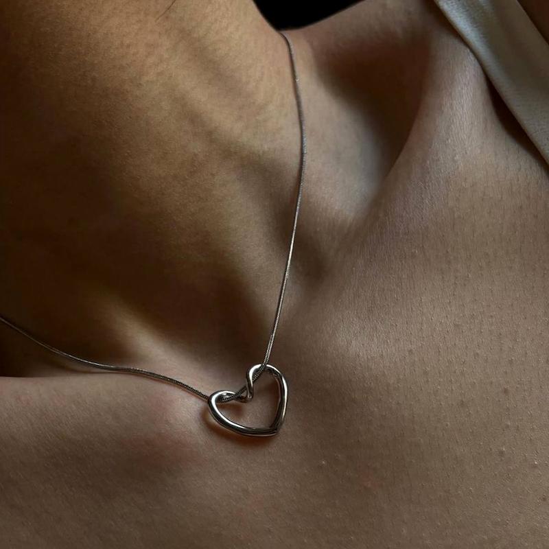 گردنبندقلب دفرمه