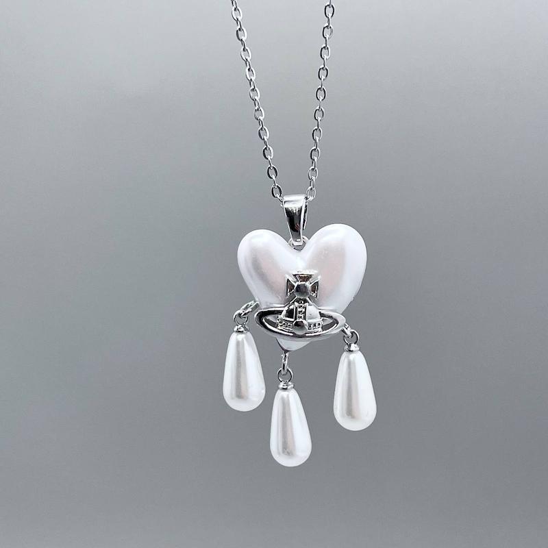 گردنبندویون وست وود