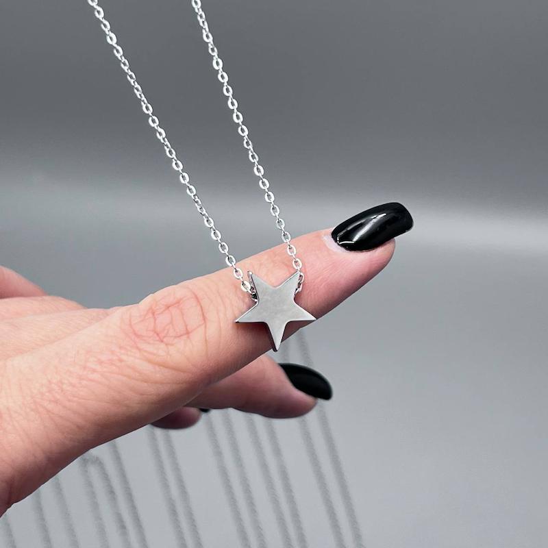 گردنبندستاره برجسته