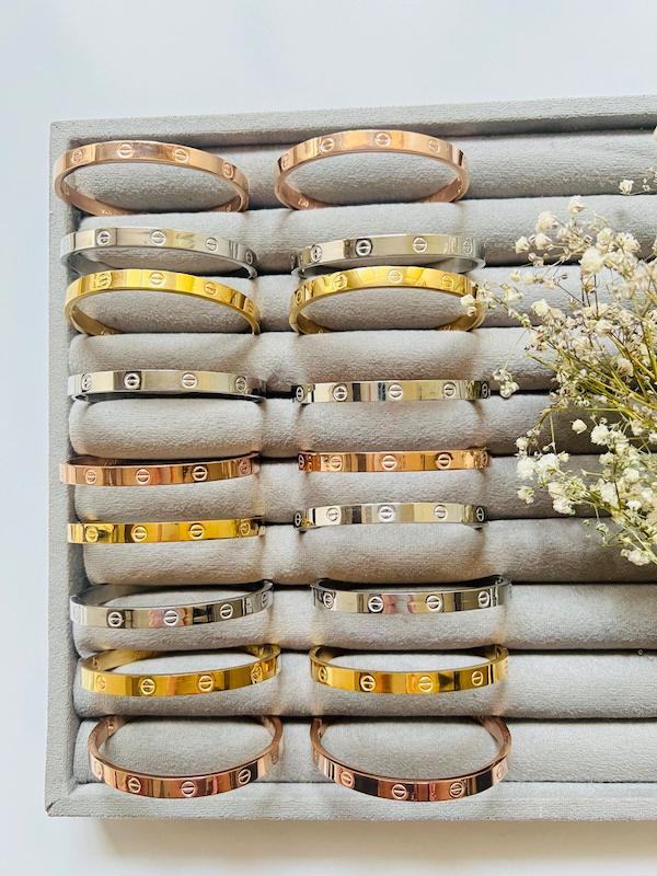 بنگل کارتیر لاو