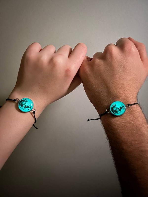 دستبند ماه شبتاب 