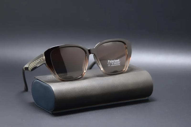 عینک آفتابی پلار زنانه کد ۸۳۰۴۸