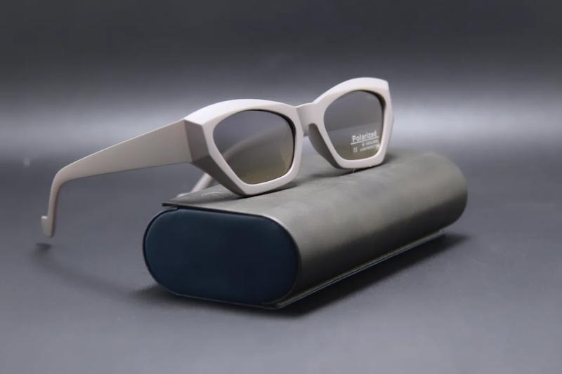 عینک سراتو ۸۲۳۶