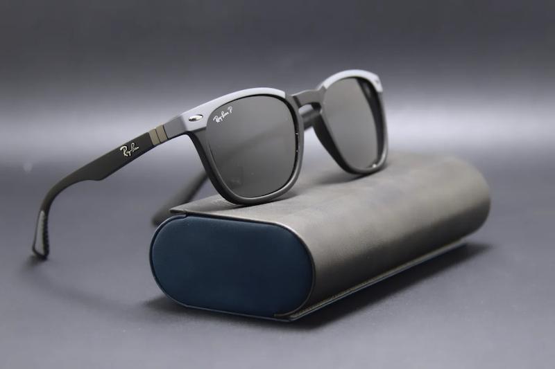 عینک پولار مردانه ریبن Rayban ۸۳۶