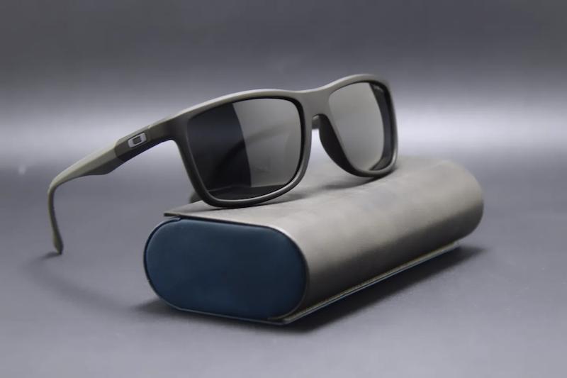 عینک پلار مردانه اوکلی Oakley 1214