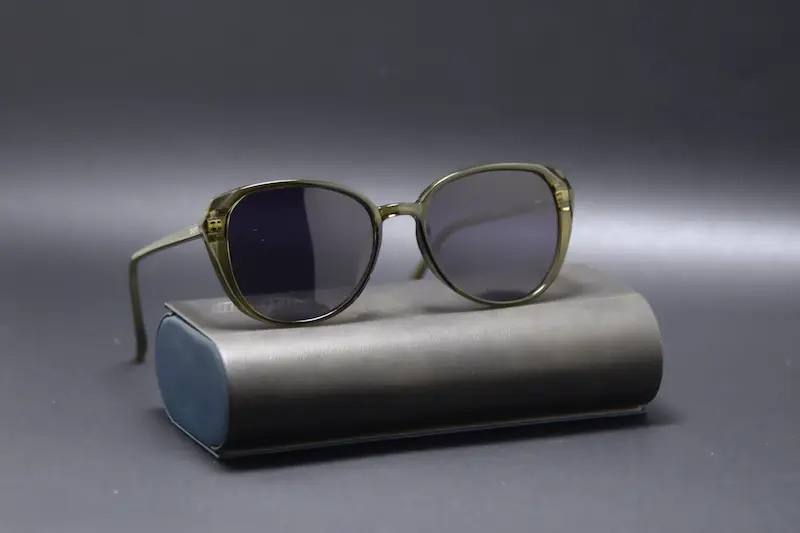 عینک آفتابی اون ۲۸۰۰۴