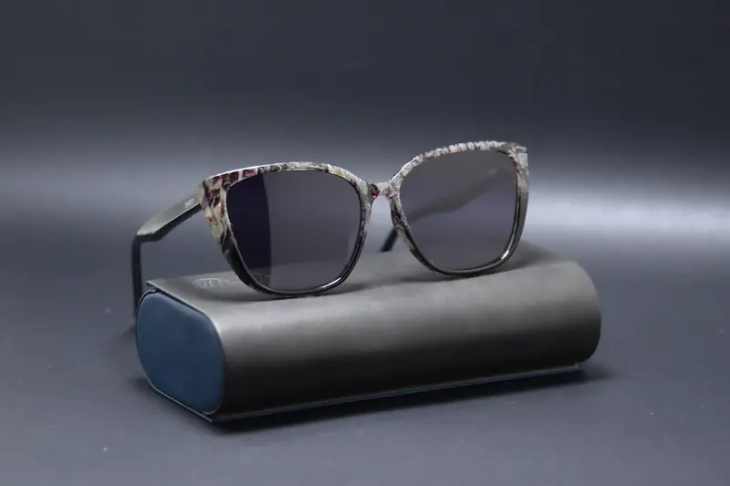 عینک آفتابی اون ۲۰۴۸