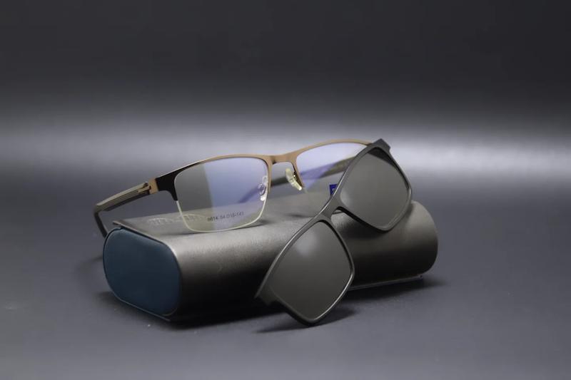 عینک کاوردار اقتصادی