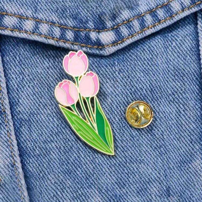 پین دسته گل لاله