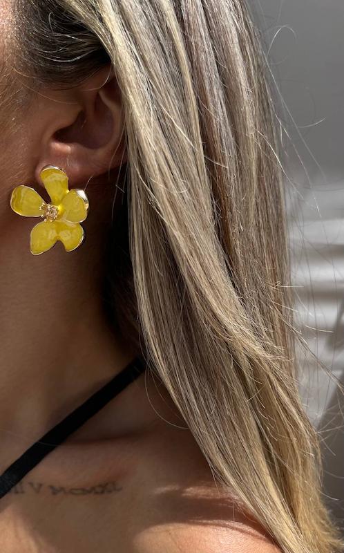 گوشواره گل پنج برگ مدل 2 در 6 رنگ