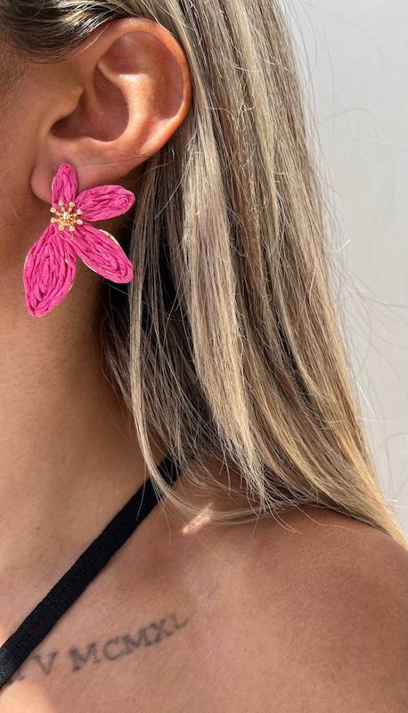 گوشواره گل چهار برگ حصیری فلزی در 2 رنگ