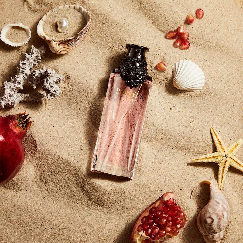 عطر possess absolute